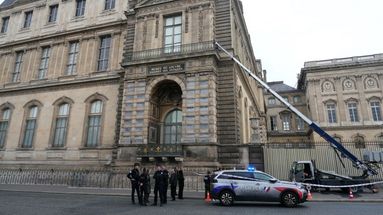 Le Louvre a été cambriolé ce dimanche 19 octobre.