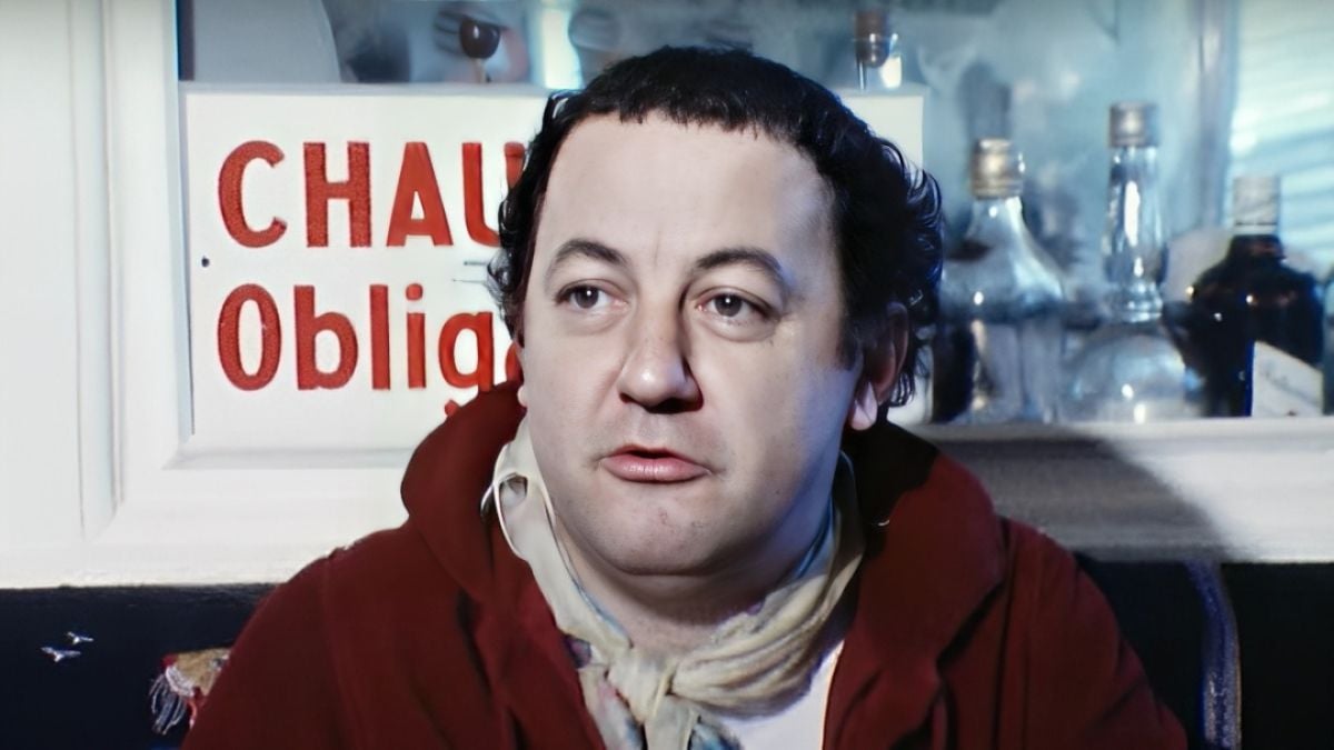 un acteur révèle le vrai visage de Coluche en coulisses