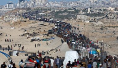 Les images saisissantes des milliers de déplacés palestiniens qui remontent vers le nord de la bande de Gaza