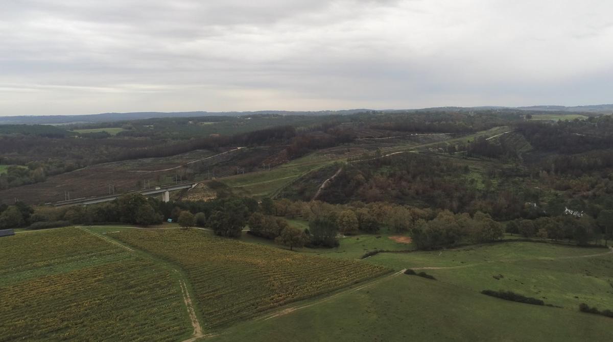Le massif de Saint-Vallier après le sinistre de cet été.