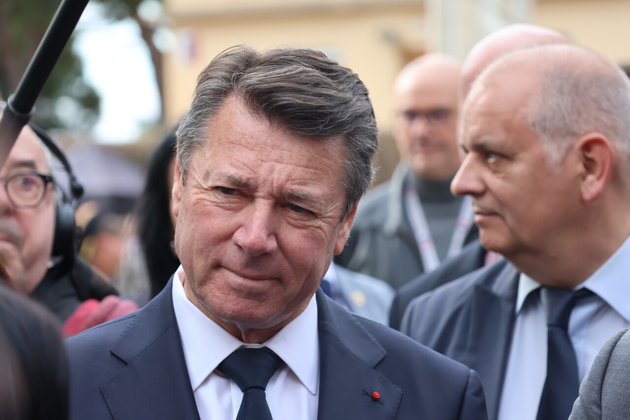 Christian Estrosi répond aux critiques