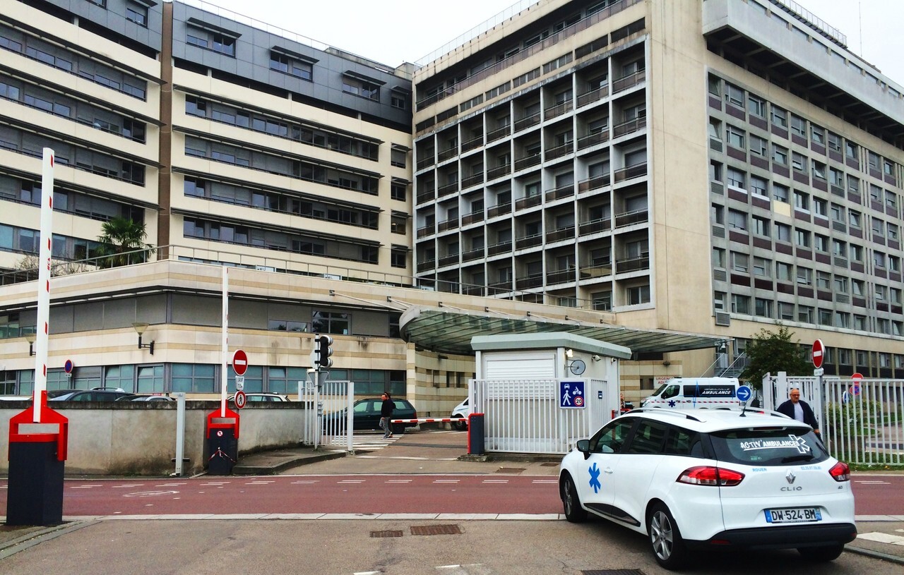 À plus de 2g d'alcool, il percute un Teor juste à côté du CHU de Rouen