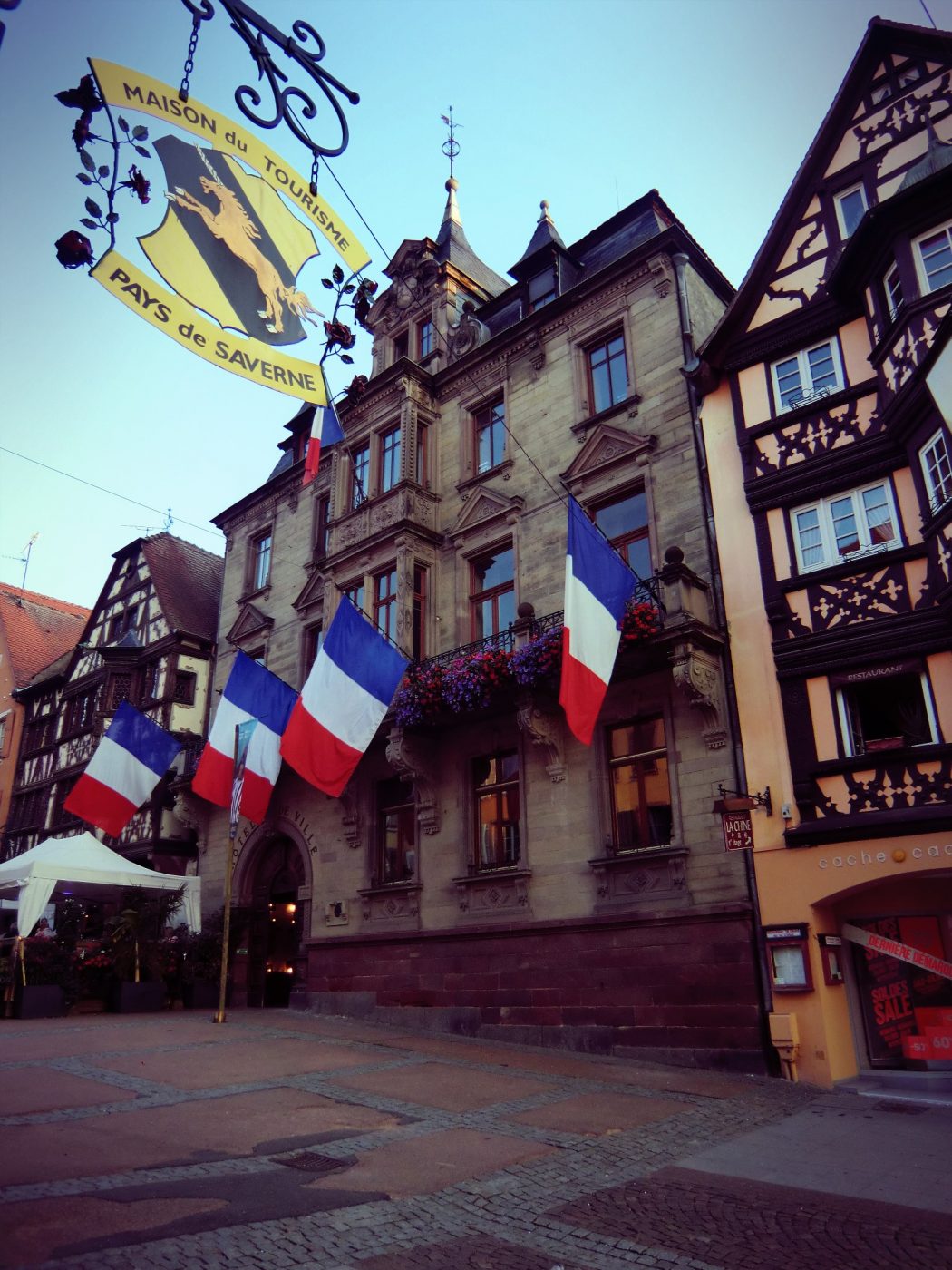 Saverne + Licorne + Alsace + village + colombages