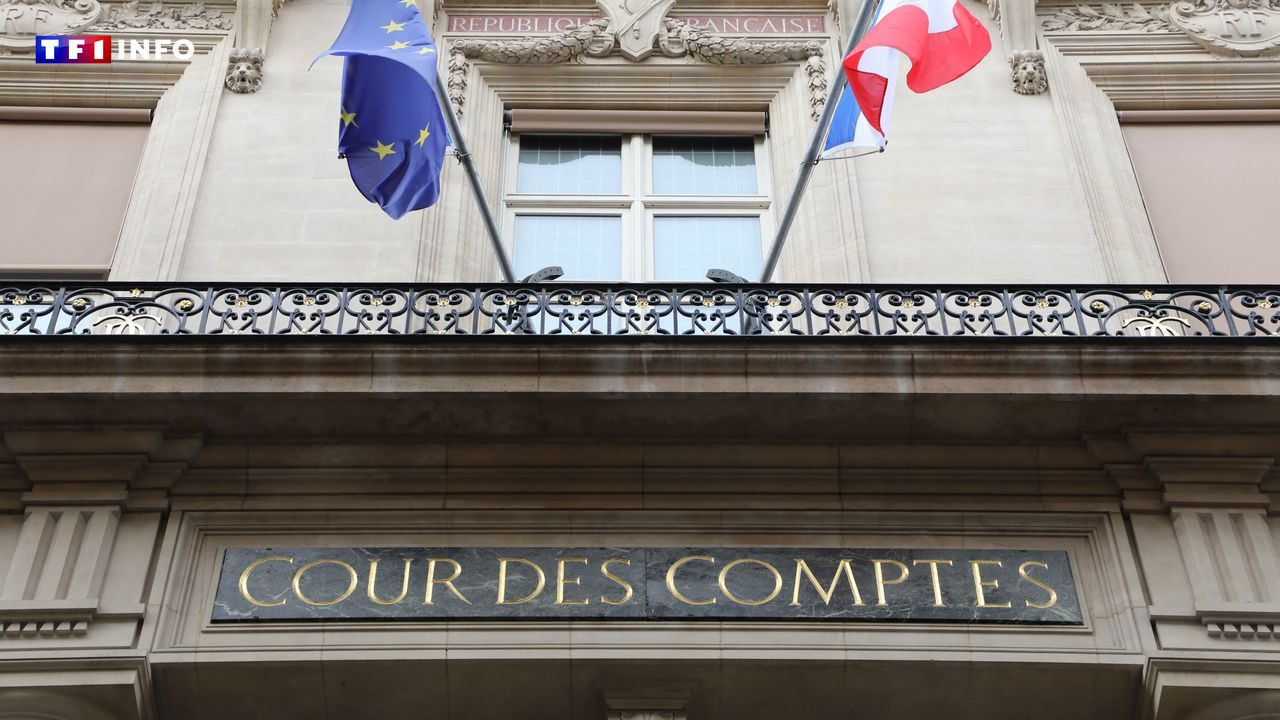 EN DIRECT - Non-censure du gouvernement : "Plutôt une bonne nouvelle de savoir qu'il y a un budget", estime sur TF1 Pierre Moscovici
