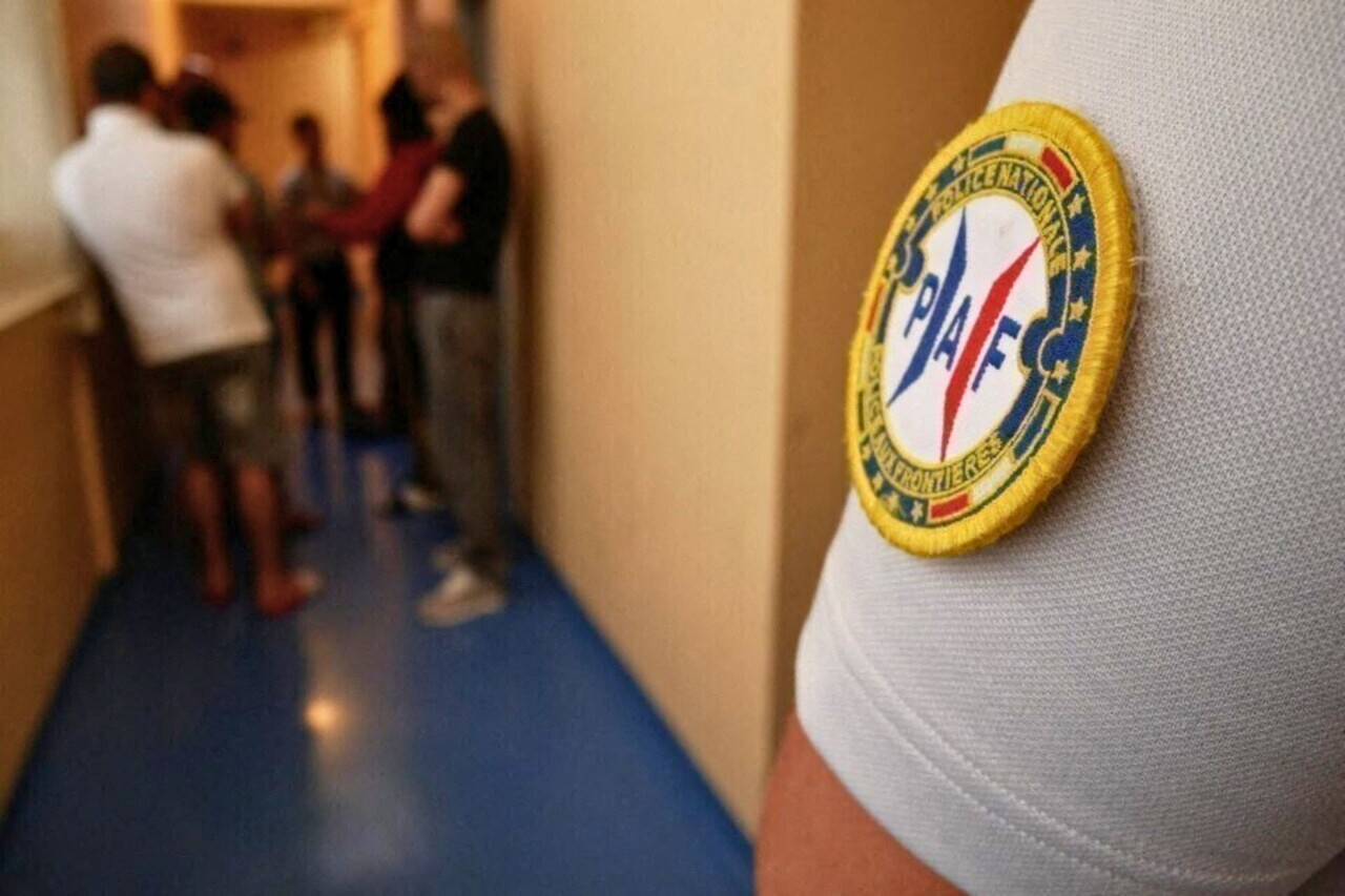 Pour n'avoir pas protégé ses enfants, un sans-papiers guinéen se fait expulser du territoire français