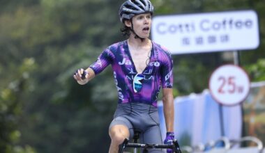 Paul Double vainqueur d'étape et nouveau leader du Tour du Guangxi, devant Victor Lafay - L'Équipe