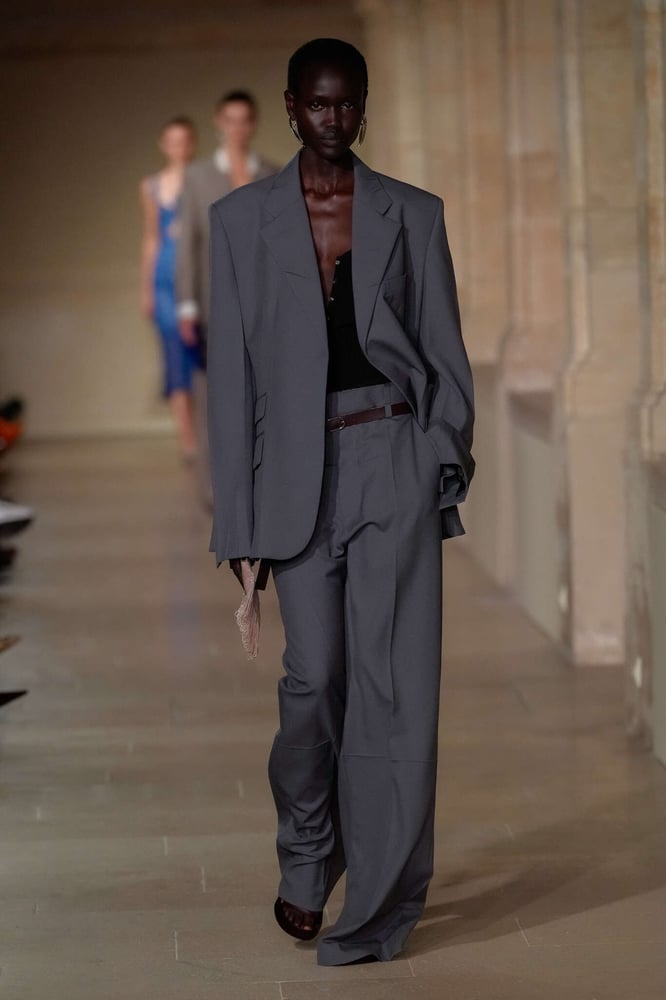 Victoria Beckham - Printemps-Été 2026 - Vêtements Femme - France - Paris