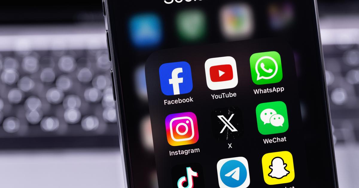 «Un véritable agent du renseignement glissé dans votre téléphone» : dans la Russie de Poutine, les réseaux sociaux plus que jamais sous surveillance