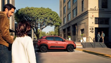 Dacia Spring 2026 - 00013 VERSION E3 EXTREME - ENJOLIVEURS DANUBE 15 POUCES