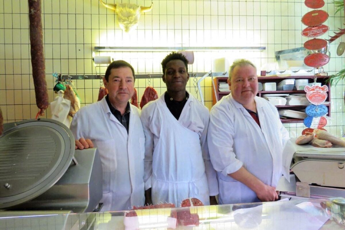 Près de Rouen, Mamadou Garanké, jeune boucher sous le coup d'une OQTF meurt en tentant de quitter la France