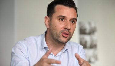 Jérôme Basti va affronter le maire sortant de Tourrette-Levens Bertrand Gasiglia aux municipales de 2026