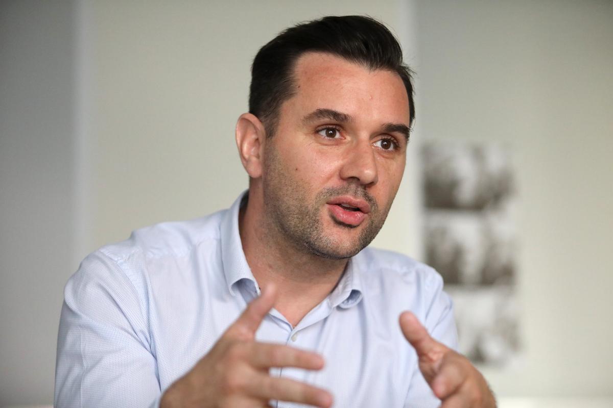 Jérôme Basti va affronter le maire sortant de Tourrette-Levens Bertrand Gasiglia aux municipales de 2026