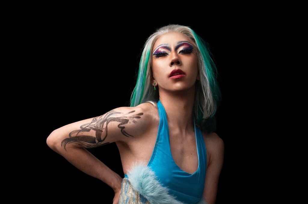 à Paris, Aaliyah Xpress est à la fois drag queen et médecin en gériatrie