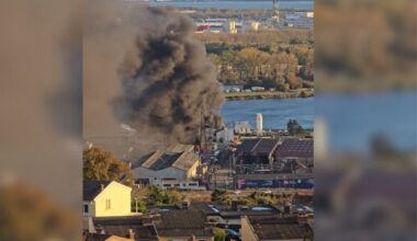 Un incendie génère un important panache de fumée au Havre : que se passe-t-il ?