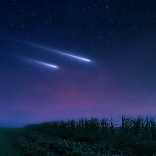 Ces jours-ci, deux comètes – ici, une simple image d’illustration – sont visibles dans le ciel de l’hémisphère nord, la comète C/2025 A6 (Lemmon) et la comète C/2025 R2 (Swan). © Nazarii, Adobe Stock