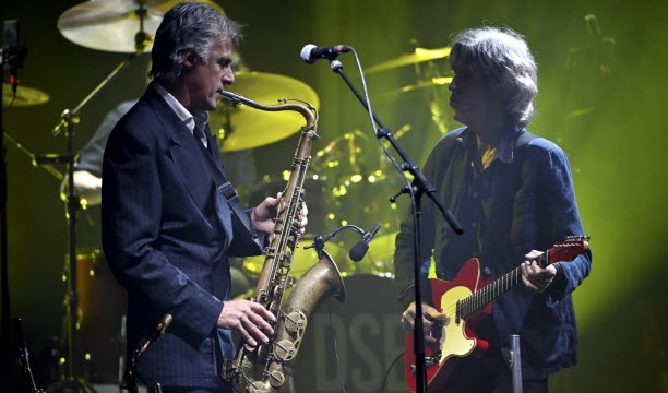 Dire Straits Experience