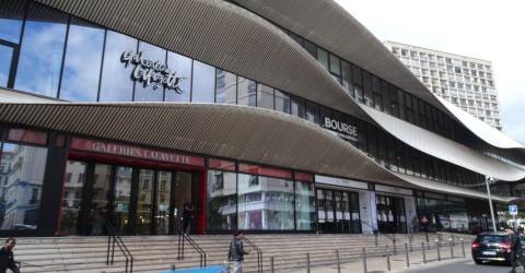 À Marseille, un commerce à deux vitesses