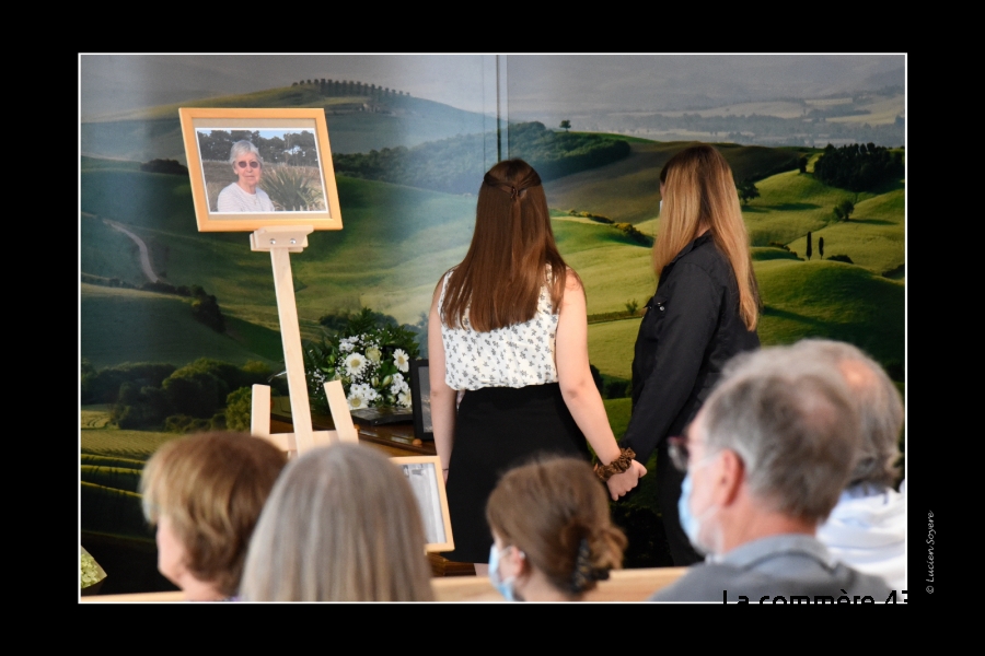 Du 1er au 16 novembre, Lucien Soyere expose des photos sur la mort, "ce rituel sans image"