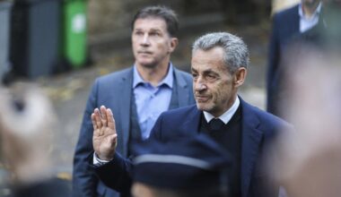 Avant l’épreuve de la prison, le dégel des relations entre Sarkozy et les Le Pen... Les indiscrets du Figaro