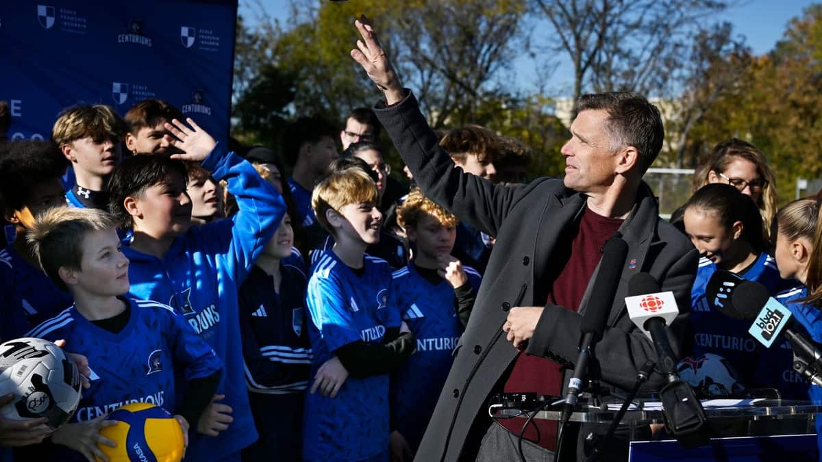 Volleyball: Marchand promet un complexe sportif à Beauport
