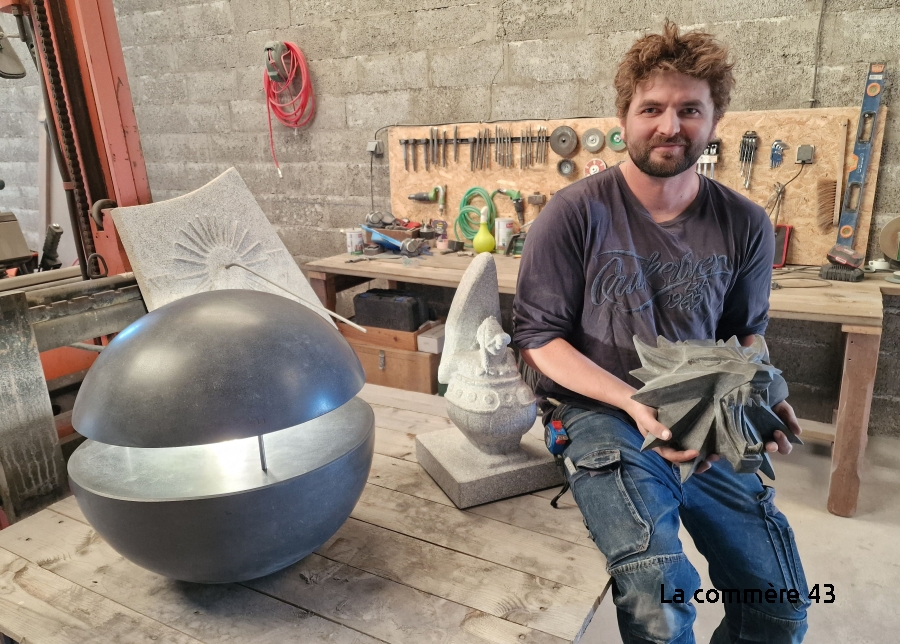 RM Sculptures, un tailleur de pierre s'installe à Beauzac