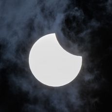 L'éclipse solaire partielle vue depuis Nantes, le 29 mars 2025.