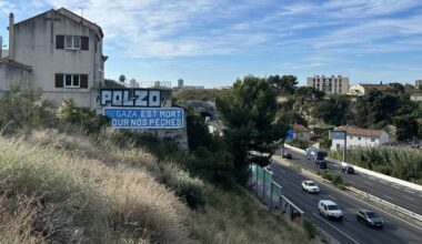 L'inscription "Christ est mort pour nos pêchés" au bord de l'A7 à Marseille vandalisée en soutien à Gaza