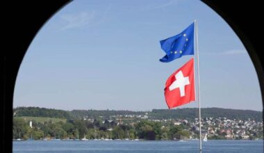 A l'exception de l'UDC, les partis soutiennent les accords Suisse-UE, mais demandent des ajustements