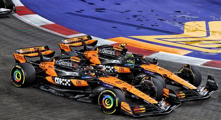 Motor Racing - Formula One World Championship - Singapore Grand Prix - Race Day - Singapore, Singapore