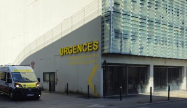 un blessé par balles admis aux urgences était en cavale depuis 3 ans