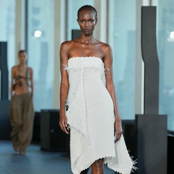 Paris met en avant artisanat et recherche chez Christopher Esber et CFCL