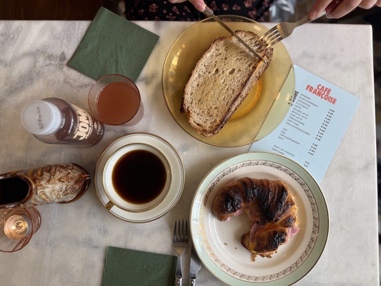 Vieux-Lille. Croissant salé, cake, « café mamie »… Une pause gourmande et conviviale au Café Françoise