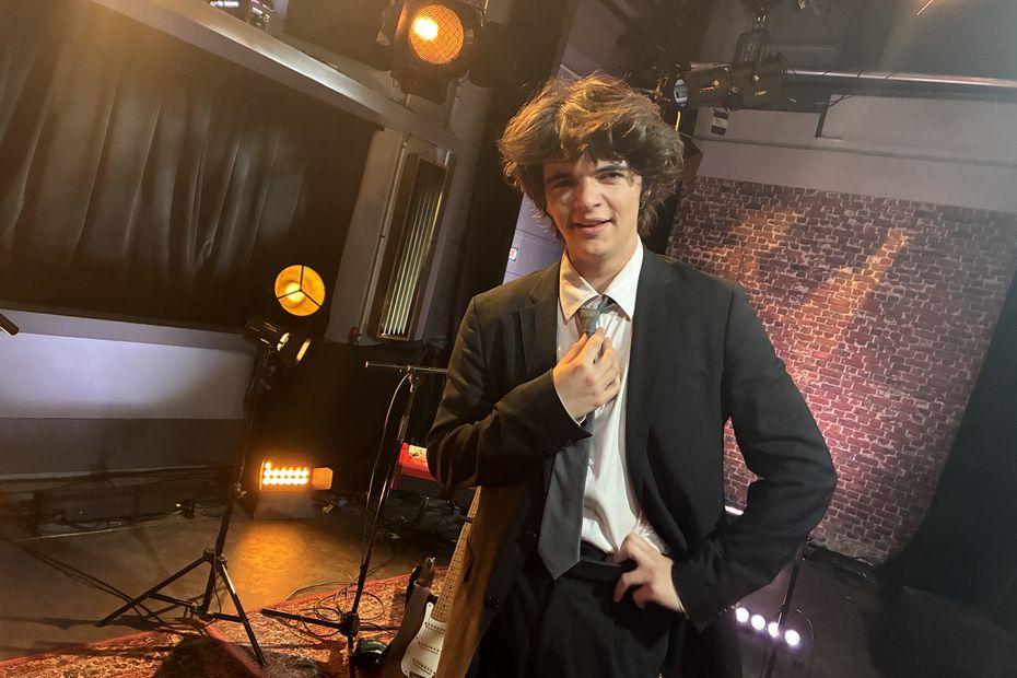voici la nouvelle coqueluche de la pop française, Sam Sauvage