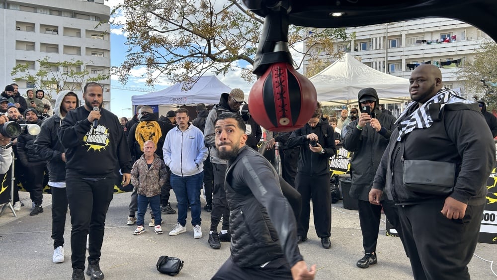 les influenceurs "Beur'z life" à la rencontre des habitants de Félix-Pyat à Marseille