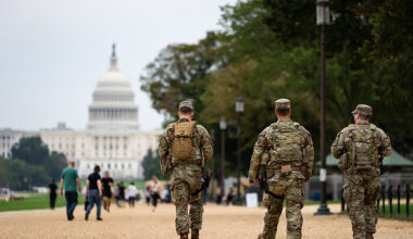 La stratégie de la peur : Trump militarise l’Amérique, ville après ville