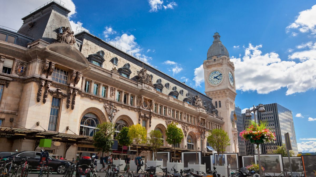 La gare de Lyon, autrefois reliée à la gare de Bordeaux Saint-Jean - adisa