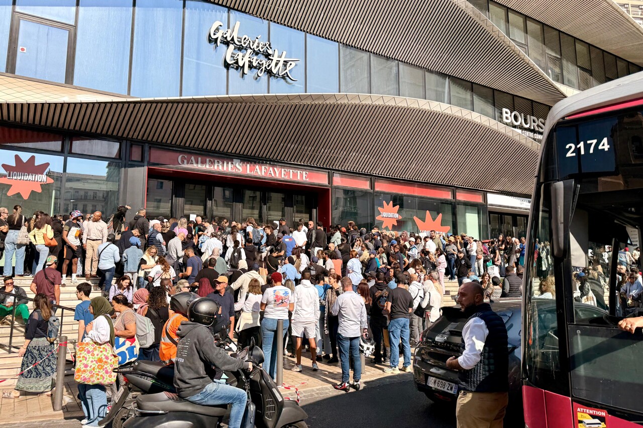 de nouveaux débordements, la police intervient