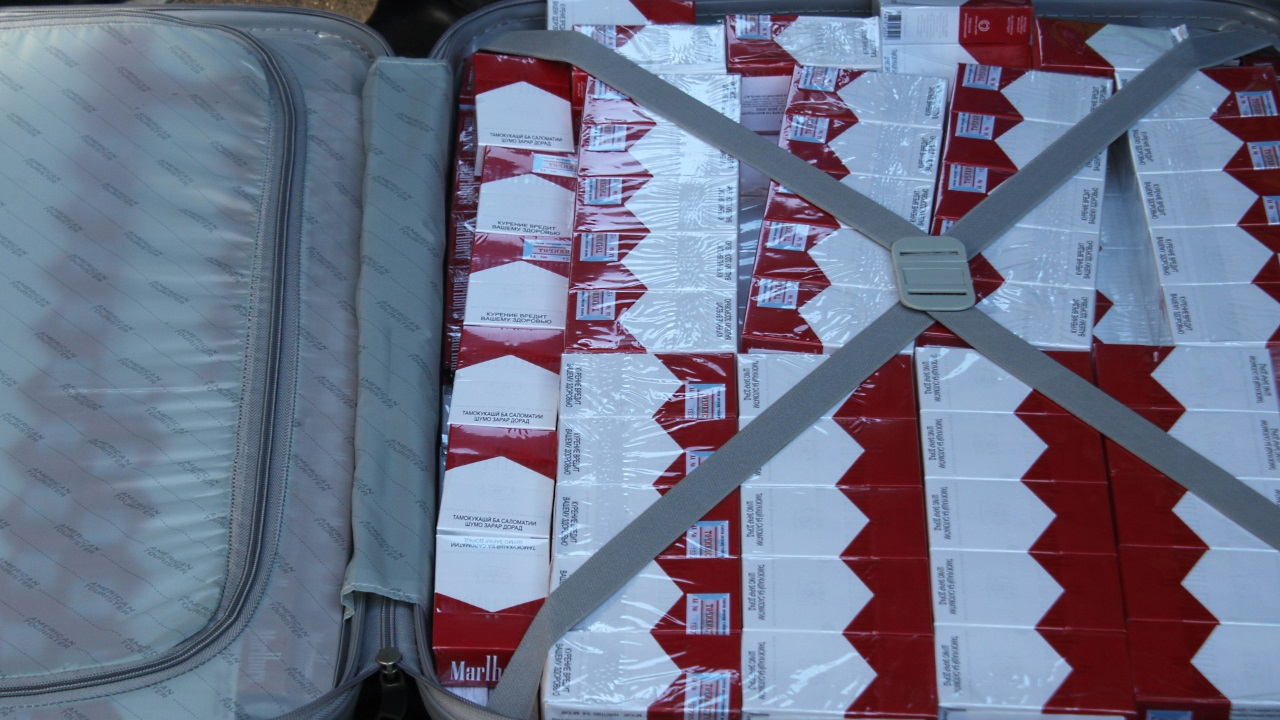le père et le fils soupçonnés de trafic de cigarettes, plus de 25 000 paquets retrouvés à Sassenage
