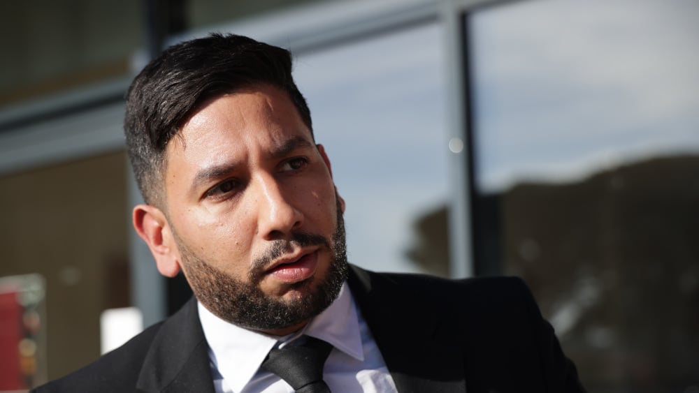Info La Provence. Hassen Hammou, le chef de file EELV à Marseille, convoqué devant la justice pour "corruption de mineur"