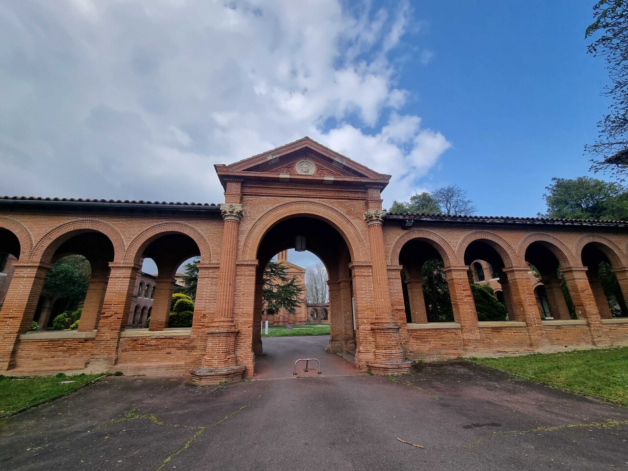 Toulouse. Comment un médecin détenu, accusé de viol, a pu se suicider dans une unité d'hôpital spécialisée ?