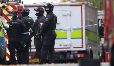 Le Royaume-Uni en état d'alerte après l'attaque meurtrière contre une synagogue à Manchester - rts.ch