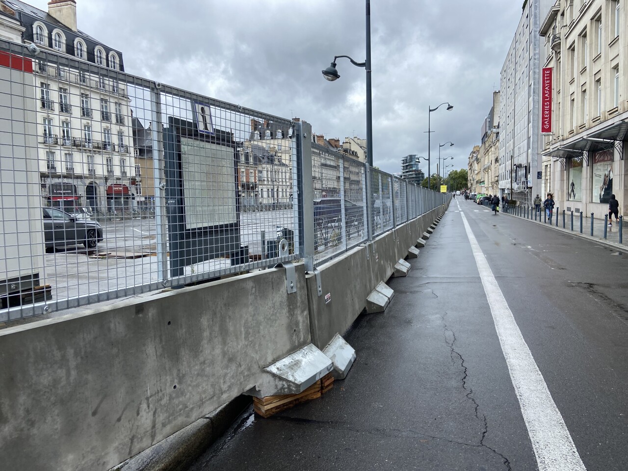 la déconstruction de la dalle commence ce lundi, le quai Duguay-Trouin ferme