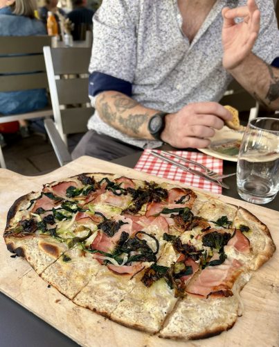Schatzi restaurant traditionnel tartes flambées