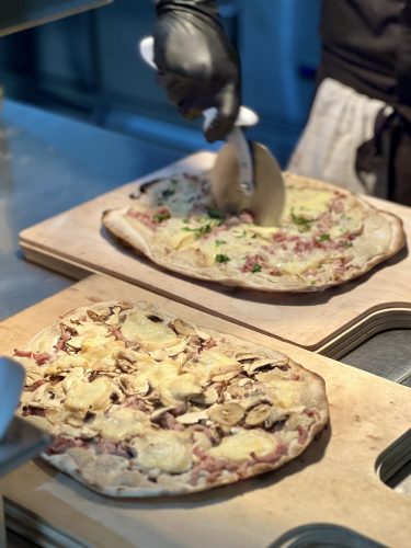 Schatzi restaurant traditionnel tartes flambées