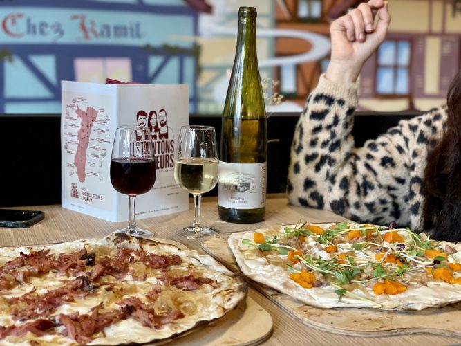 Tarte flambée artisanale les tontons flambeurs stammtish convivialité alsace