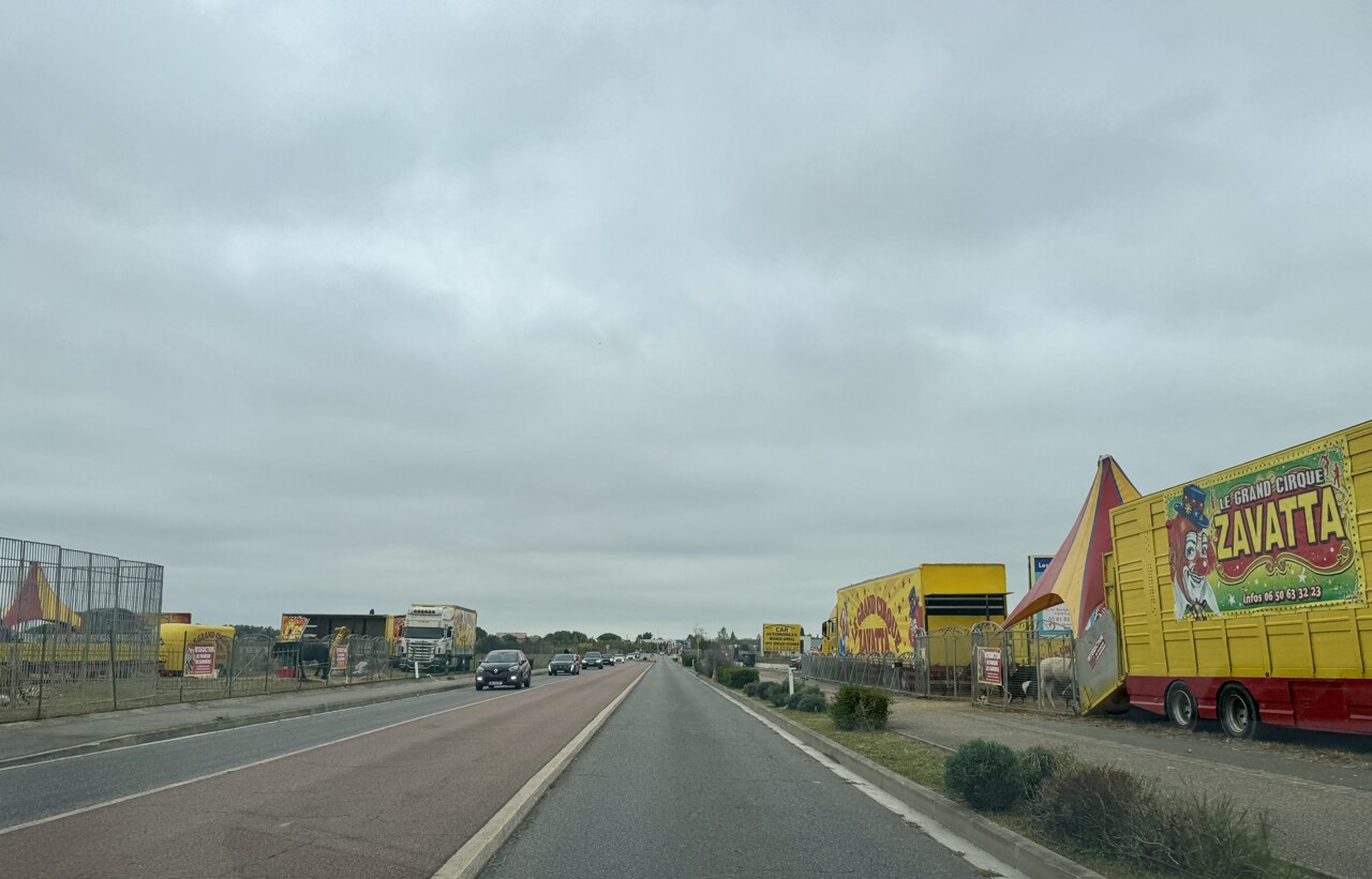 un cirque s'installe, la mairie n'avait pas donné son aval