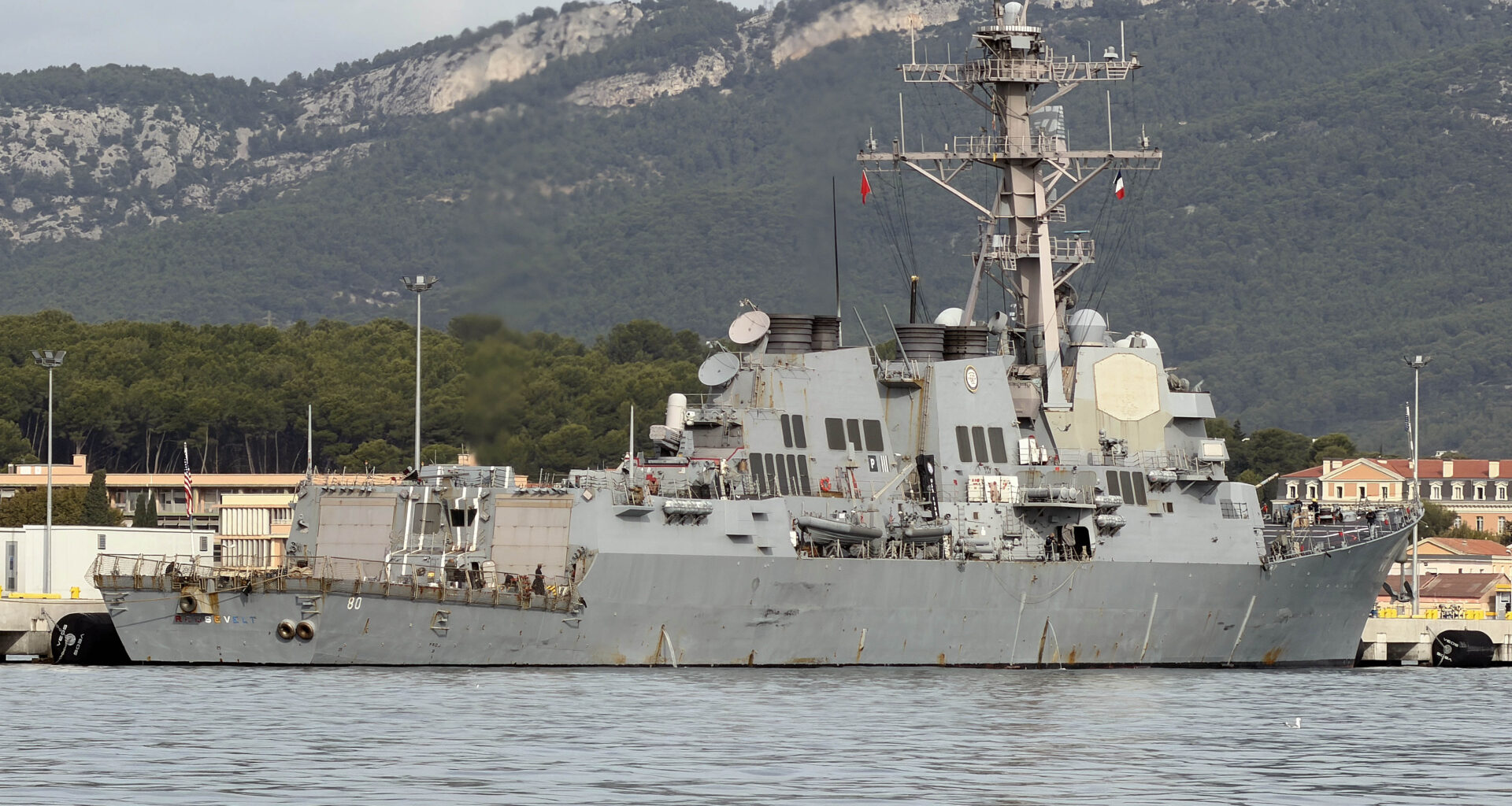 Un deuxième destroyer américain en escale à Toulon