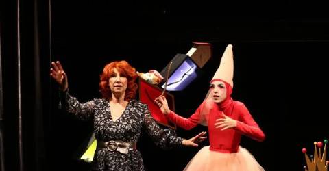 Deux fées comiques se passent le relais à Marseille