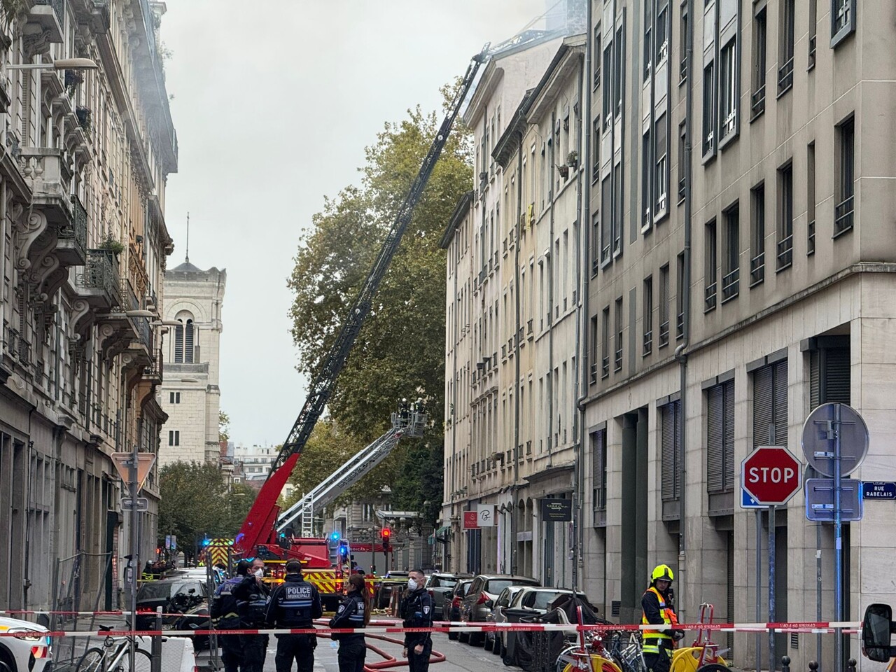 une victime blessée, les pompiers sur place