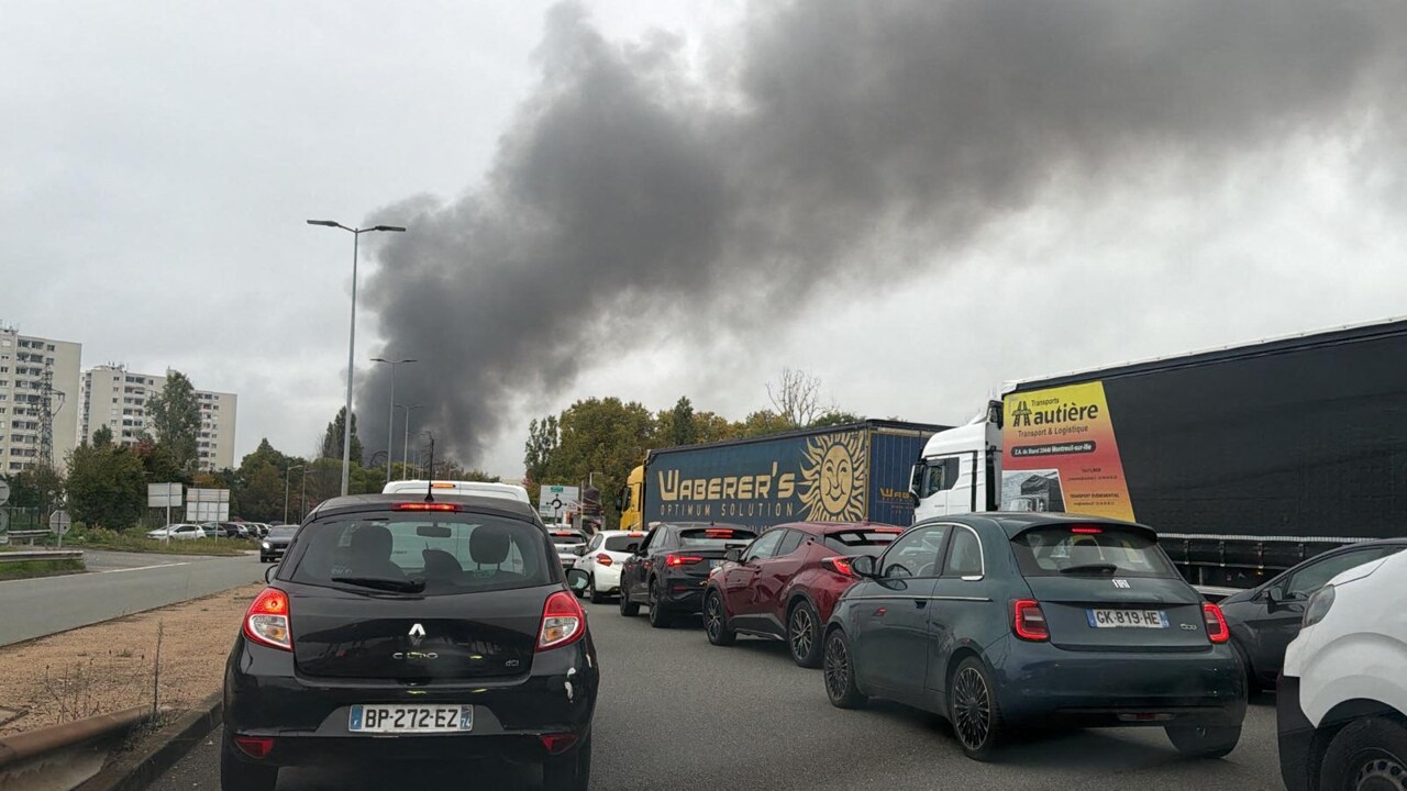 ce que l'on sait sur l'énorme panache de fumée